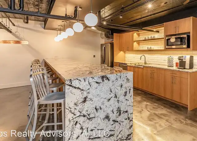 Property at The 10th Street Lofts - 112 10th St, Des Moines, IA, 50309, 2 beds, 1-2 bath, [object Object]