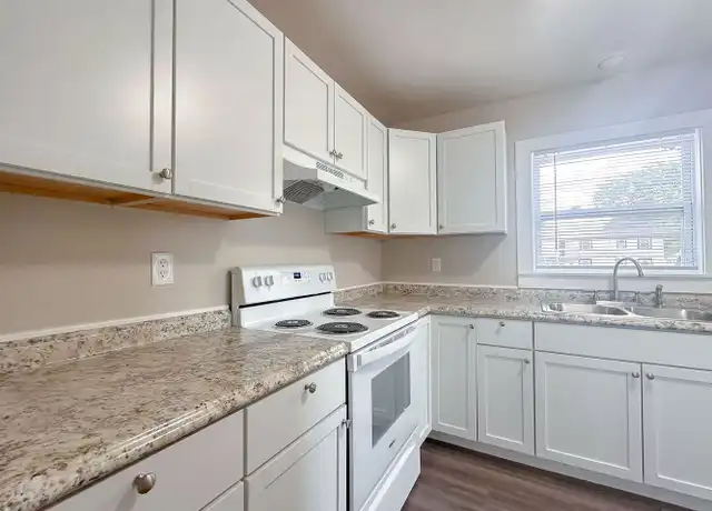 Property at Village Place - 1707 Madison St, Rochester, IN, 46975, 2-3 beds, 1-1.5 bath, [object Object]