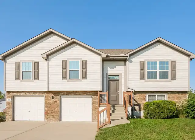 Property at 704 Fall Creek Cir, Belton, MO, 64012, 5 beds, 3 baths, [object Object]