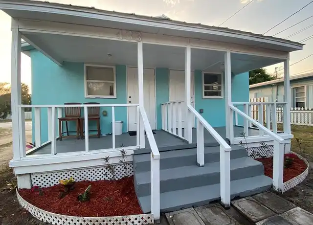 Property at 433 N 14th St Unit A, Fort Pierce, FL, 34950, 1 bed, 1 bath, [object Object]