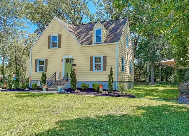Property at 212 E Chatsworth Ave, Reisterstown, MD, 21136, 4 beds, 2 baths, [object Object]
