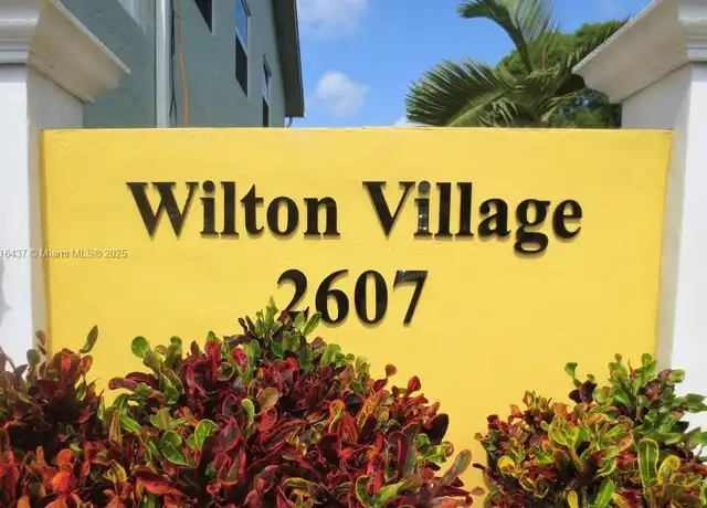 Property at 2607 NE 8th Ave #19, Wilton Manors, FL, 33334, 1 bed, 1 bath, [object Object]