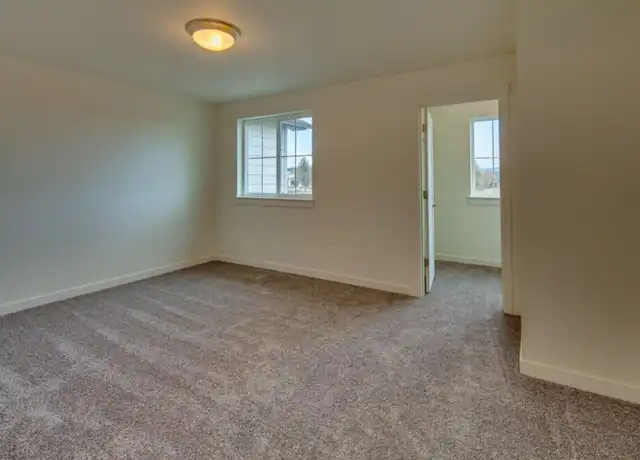 Property at 2549 NE Purcell Blvd, Bend, OR, 97701, 3 beds, 2.5 baths, [object Object]