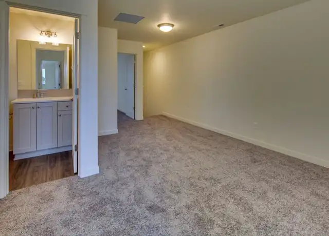 Property at 2549 NE Purcell Blvd, Bend, OR, 97701, 3 beds, 2.5 baths, [object Object]