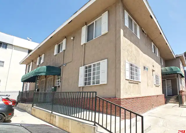 Property at 4343 W 4th St, Los Angeles, CA, 90020, 3 beds, 2 baths, [object Object]