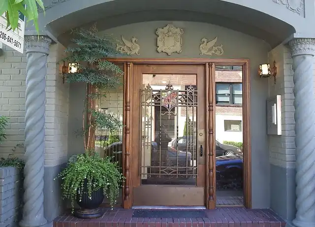 Property at Catalina Apartments - 509 Bellevue Ave E, Seattle, WA, 98102, 0 beds, 1 bath, [object Object]