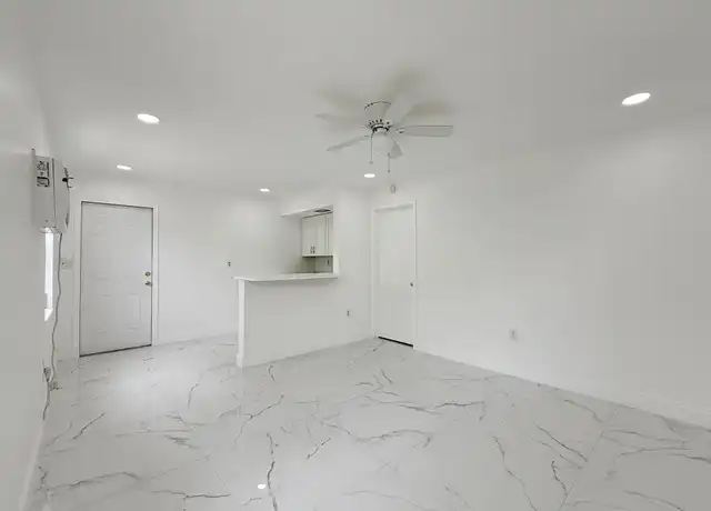 Property at 1850 Rodman St Unit 5, Hollywood, FL, 33020, 1 bed, 1 bath, [object Object]