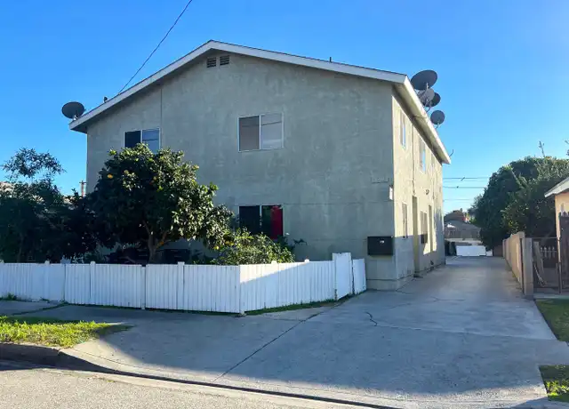 Property at 1618 259th St Unit B, Harbor City, CA, 90710, 2 beds, 1 bath, [object Object]