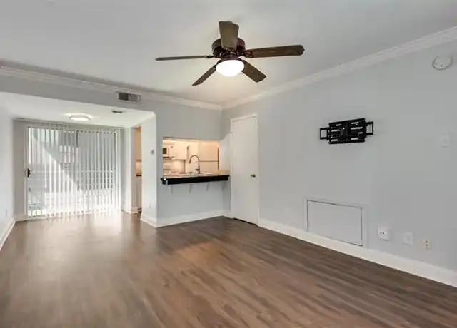 Property at 4211 Holland Ave #203, Dallas, TX, 75219, 1 bed, 1 bath, [object Object]
