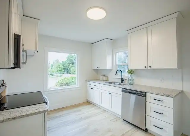 Property at 6822 E 7th Ave, Spokane Valley, WA, 99212, 2 beds, 1 bath, [object Object]