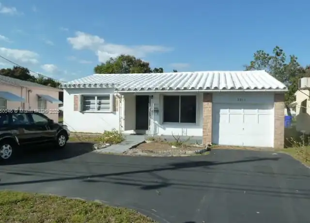 Property at 2611 Johnson St, Hollywood, FL, 33020, 2 beds, 1 bath, [object Object]