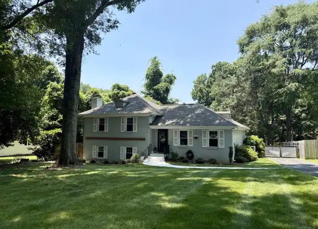 Property at 6604 Sardis Rd, Charlotte, NC, 28270, 4 beds, 3 baths, [object Object]