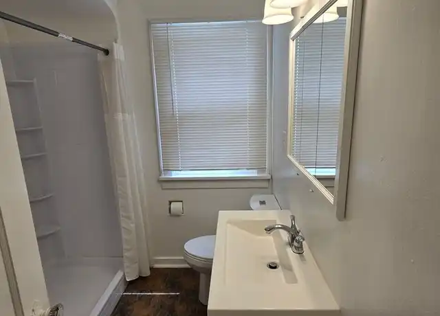Property at 530 W B St, Lebanon, OR, 97355, 2 beds, 1 bath, [object Object]