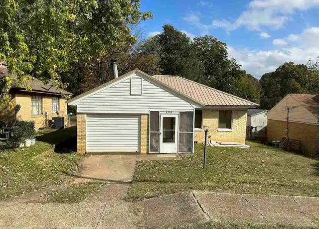 Property at 2302 N Akin St, Texarkana, TX, 75501, 3 beds, 2 baths, [object Object]
