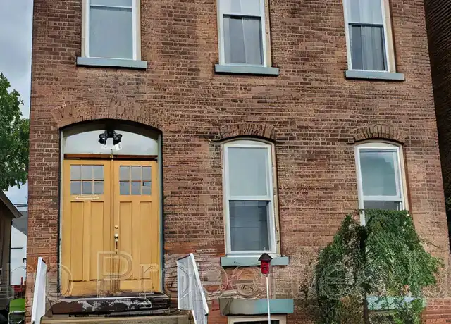 Property at 840 3rd Ave, Troy, NY, 12182, 3 beds, 1 bath, [object Object]