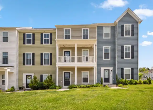Property at 340 Hamilton Ave NW, Christiansburg, VA, 24073, 3 beds, 3.5 baths, [object Object]