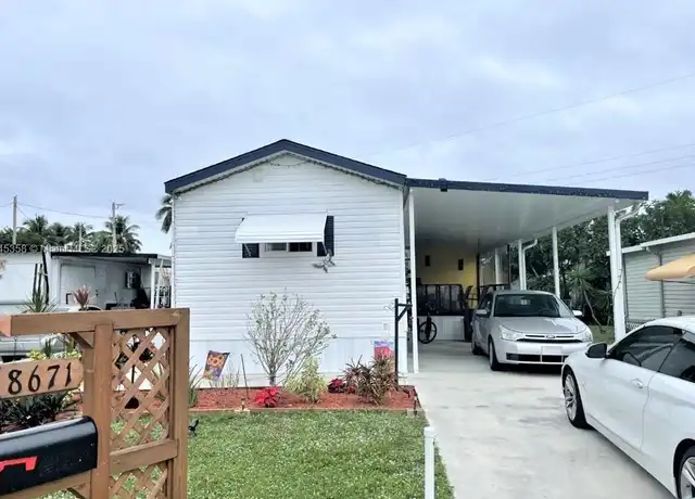 Property at 8671 SW 18th Pl Unit n/a, Davie, FL, 33324, 2 beds, 2 baths, [object Object]