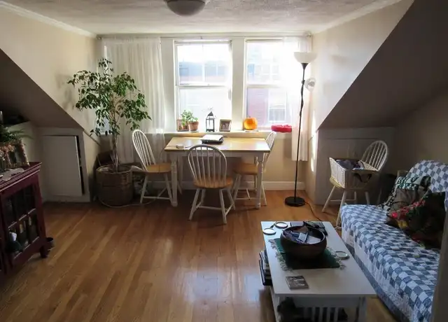Property at 95 W Cedar St Unit 4, Boston, MA, 02114, 1 bed, 1 bath, [object Object]