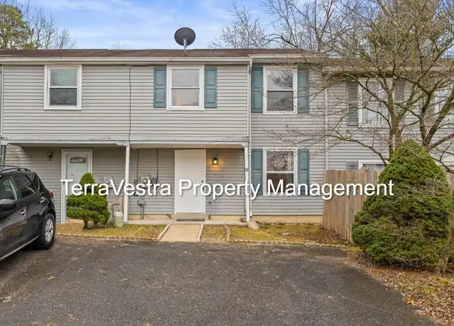 Property at 10 Melbourne Ln, Sicklerville, NJ, 08081, 3 beds, 1 bath, [object Object]