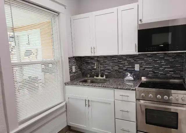 Property at 23 S Hollywood Ave Unit 2, Daytona Beach, FL, 32118, 0 beds, 1 bath, [object Object]