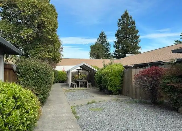 Property at 2102 Corby Ave, Santa Rosa, CA, 95407, 2 beds, 1 bath, [object Object]