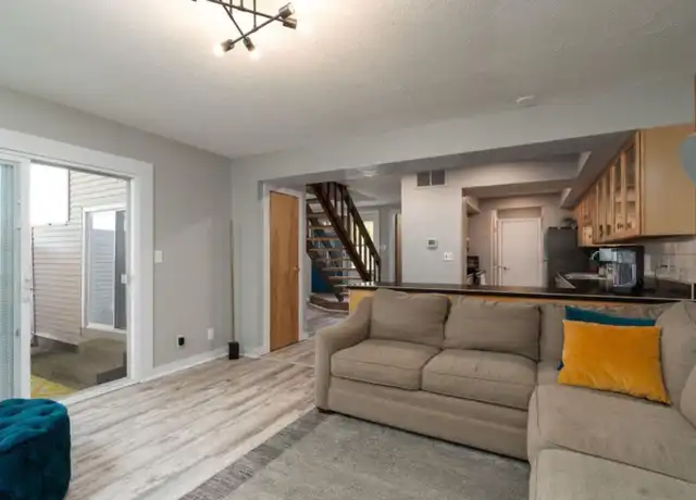 Property at 232 W Navajo St Unit 1, West Lafayette, IN, 47906, 3 beds, 1.5 baths, [object Object]
