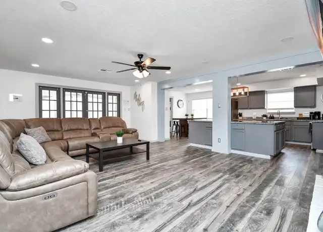 Property at 15711 Creekhaven Dr, Houston, TX, 77084, 7 beds, 3 baths, [object Object]