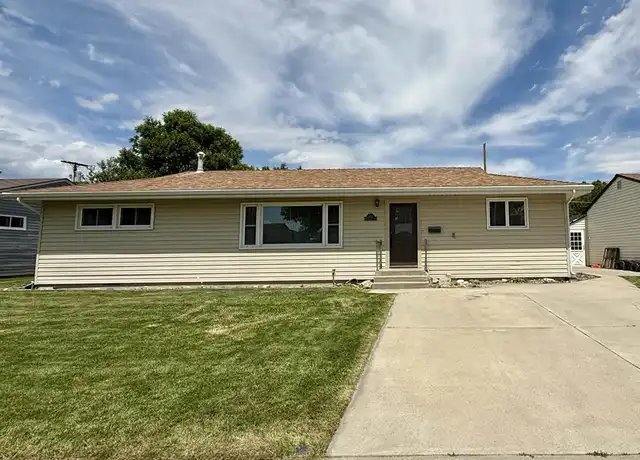 Property at 2007 Shoshoni Trl S, Cody, WY, 82414, 3 beds, 2 baths, [object Object]