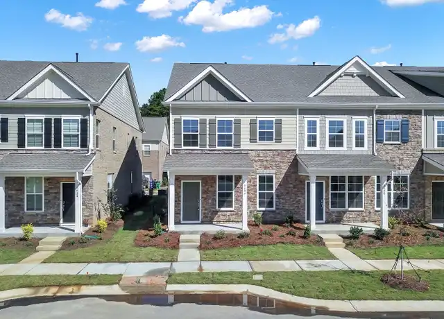 Property at 5424 Kinsbridge Dr, Charlotte, NC, 28227, 3 beds, 2.5 baths, [object Object]