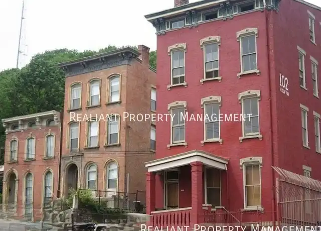 Property at 102 W Clifton Ave Unit 3, Cincinnati, OH, 45219, 1 bed, 1 bath, [object Object]