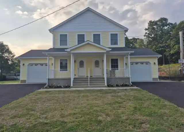 Property at 46 E Stewart St, Washington, NJ, 07882, 3 beds, 2.5 baths, [object Object]