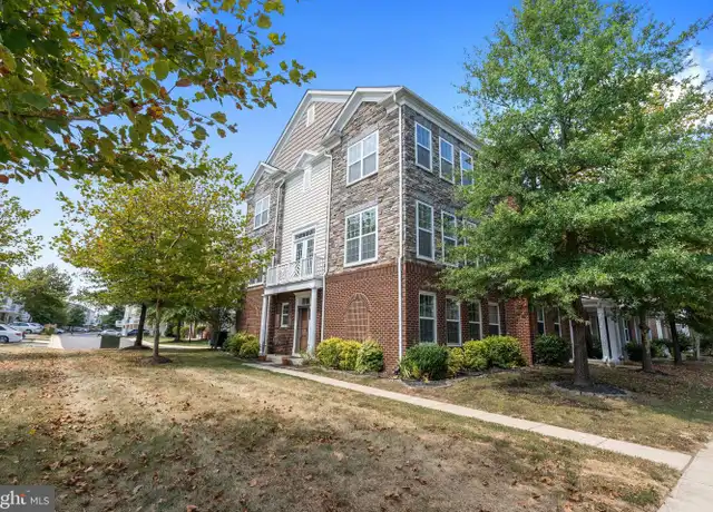 Property at 25503 Amber Gate Ter, Chantilly, VA, 20152, 3 beds, 2.5 baths, [object Object]