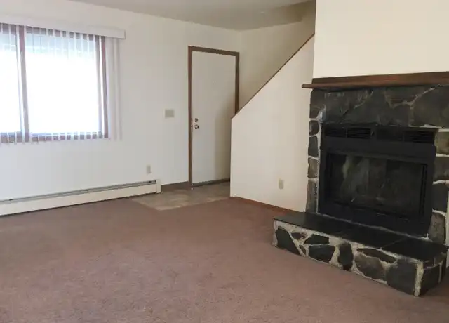 Property at 1400 Carolyn Cir Unit B, Anchorage, AK, 99504, 2 beds, 1.5 baths, [object Object]