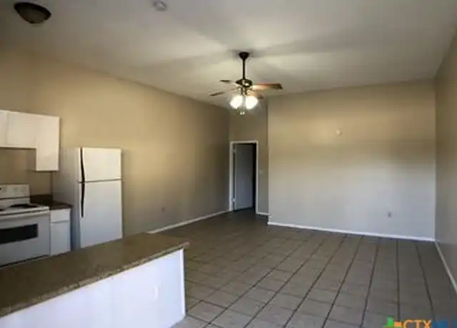 Property at 1410 Marlton St Unit 5, San Marcos, TX, 78666, 1 bed, 1 bath, [object Object]