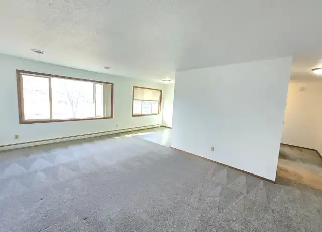 Property at 3609 S Cathy Ave Unit 05, Sioux Falls, SD, 57106, 2 beds, 1.5 baths, [object Object]