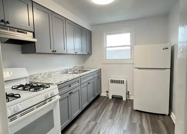 Property at 441 Lawn Ave Unit 6, Palisades Park, NJ, 07650, 2 beds, 1 bath, [object Object]