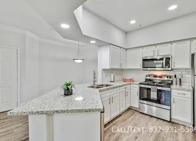 Property at 12548 Oxford Park Dr Unit 28RO, Houston, TX, 77082, 1 bed, 1 bath, [object Object]