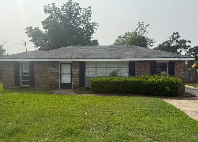Property at 2943 Alta Rd, Montgomery, AL, 36110, 3 beds, 1.5 baths, [object Object]