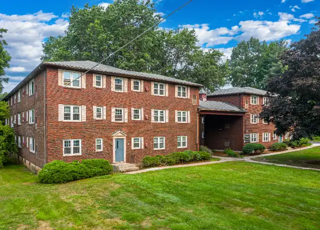 Property at 266 Main St Unit 304, Windsor Locks, CT, 06096, 2 beds, 1 bath, [object Object]