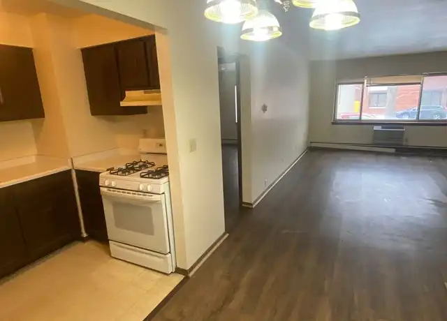 Property at 2801 W Custer Ave Unit Custer-201, Milwaukee, WI, 53209, 1 bed, 1 bath, [object Object]