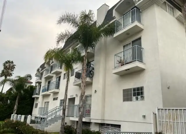Property at 12048 Culver Blvd Unit 208, Los Angeles, CA, 90066, 2 beds, 2 baths, [object Object]