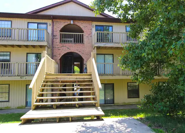 Property at District on Wayne - 1001 W Wayne St, Muncie, IN, 47303, 3 beds, 2 baths, [object Object]