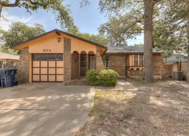 Property at 604 Greenvale Rd, Oklahoma City, OK, 73127, 2 beds, 1 bath, [object Object]