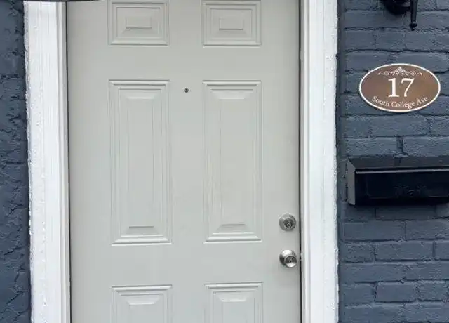 Property at 17 S College Ave, Salem, VA, 24153, 1 bed, 1 bath, [object Object]