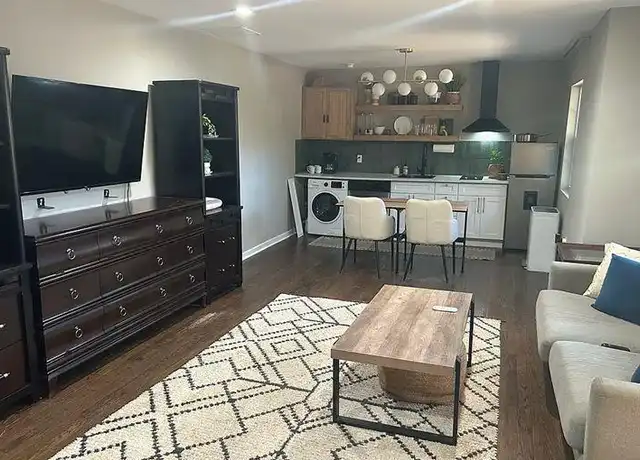 Property at 2263 Nivelle Dr Unit B, Decatur, GA, 30032, 2 beds, 1 bath, [object Object]
