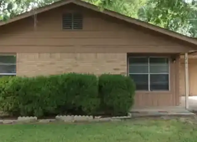 Property at 241 Bobolink Dr, New Braunfels, TX, 78130, 2 beds, 2 baths, [object Object]