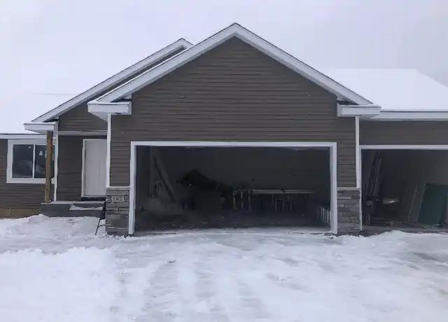 Property at 192 Stonelake Dr SE, Rochester, MN, 55904, 4 beds, 3 baths, [object Object]