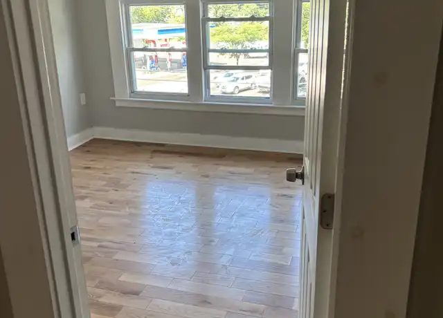 Property at 224 Kimberly Ave Unit 3, New Haven, CT, 06519, 3 beds, 1 bath, [object Object]