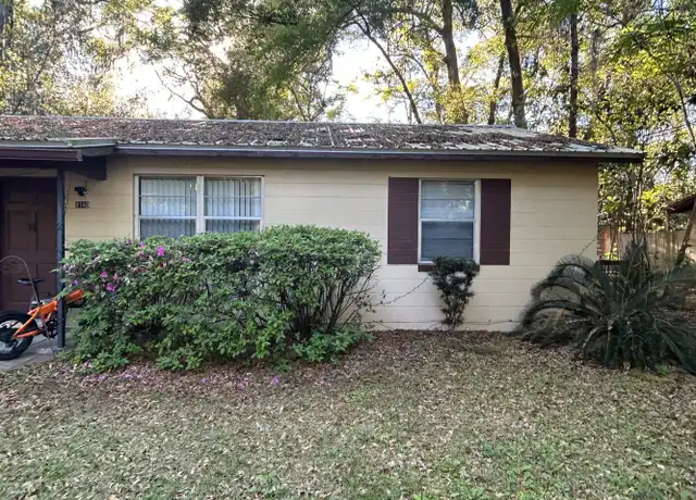 Property at 4148 NW 10th St, Gainesville, FL, 32609, 2 beds, 1 bath, [object Object]