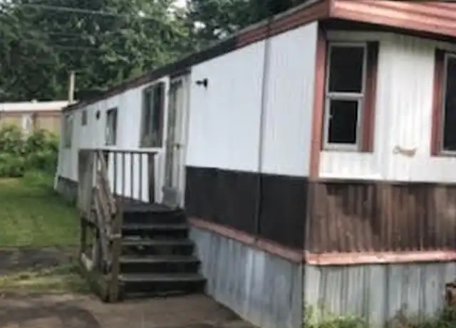 Property at 1242 Woodland Dr Unit w102, Elizabethtown, KY, 42701, 2 beds, 1 bath, [object Object]